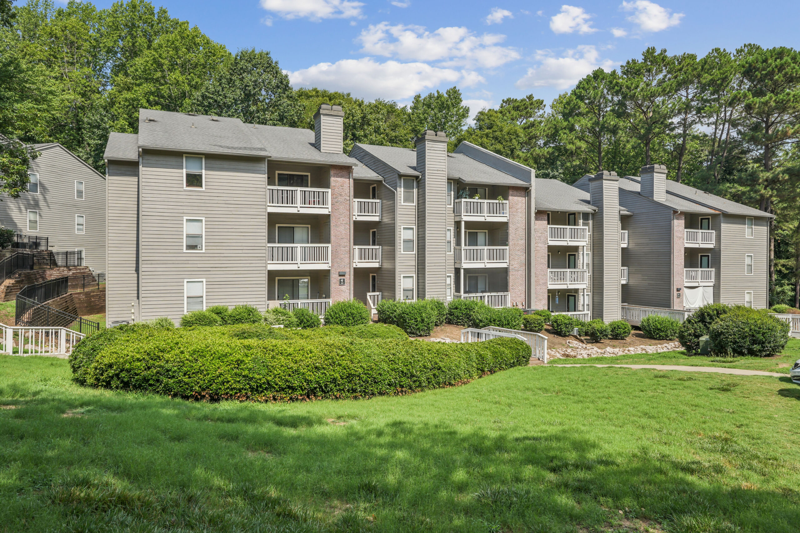 Millbrook apartments in Raleigh, NC