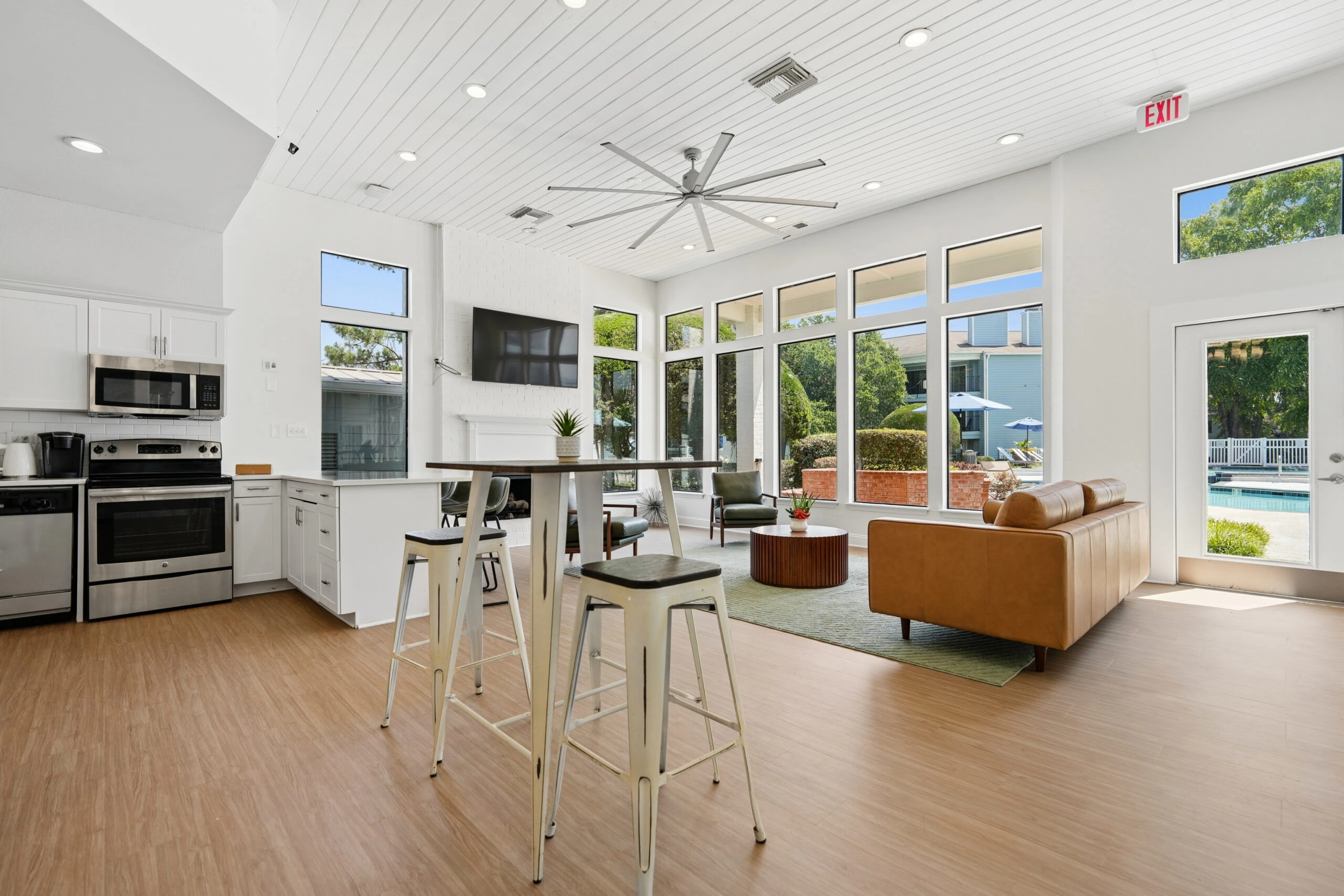 Clubhouse to work from home or simply relax